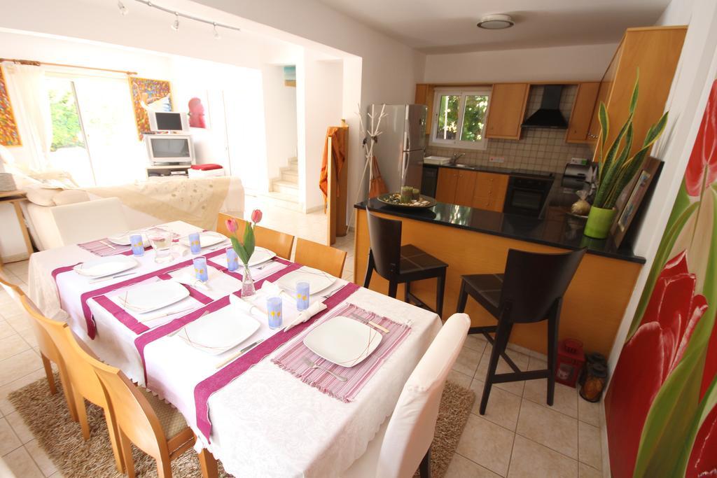 Helene Villa Protaras Habitación foto