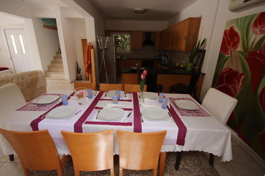 Helene Villa Protaras Habitación foto